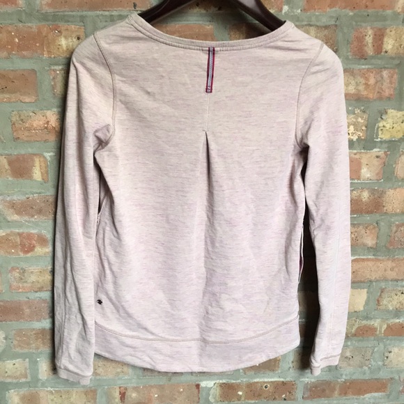 Lululemon Athletica - Picture 4 of 16